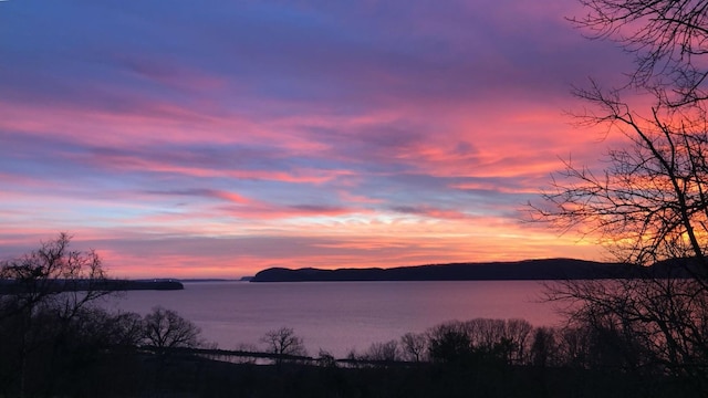 1260 Albany Post Rd, Croton-On-Hudson, NY 10520 - water view with mountains