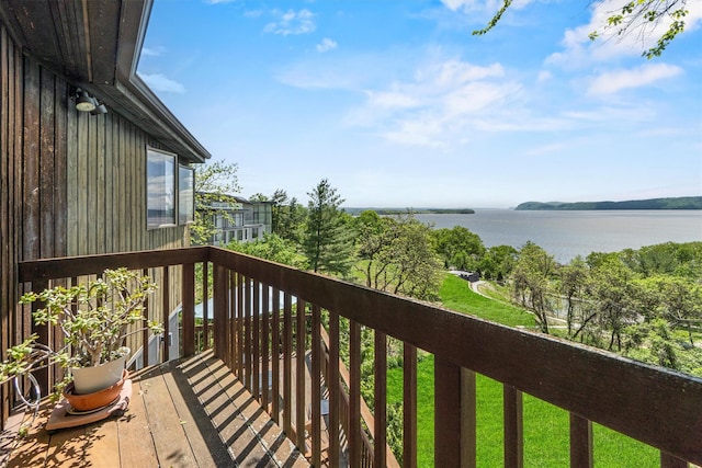 1260 Albany Post Rd, Croton-On-Hudson, NY 10520 - balcony with a water view