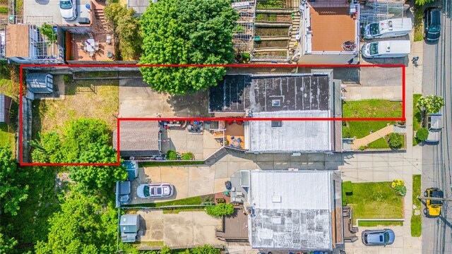 42-51247THST 247th St, Little Neck, NY 11363 - aerial view of property and surrounding area with property parcel outlined