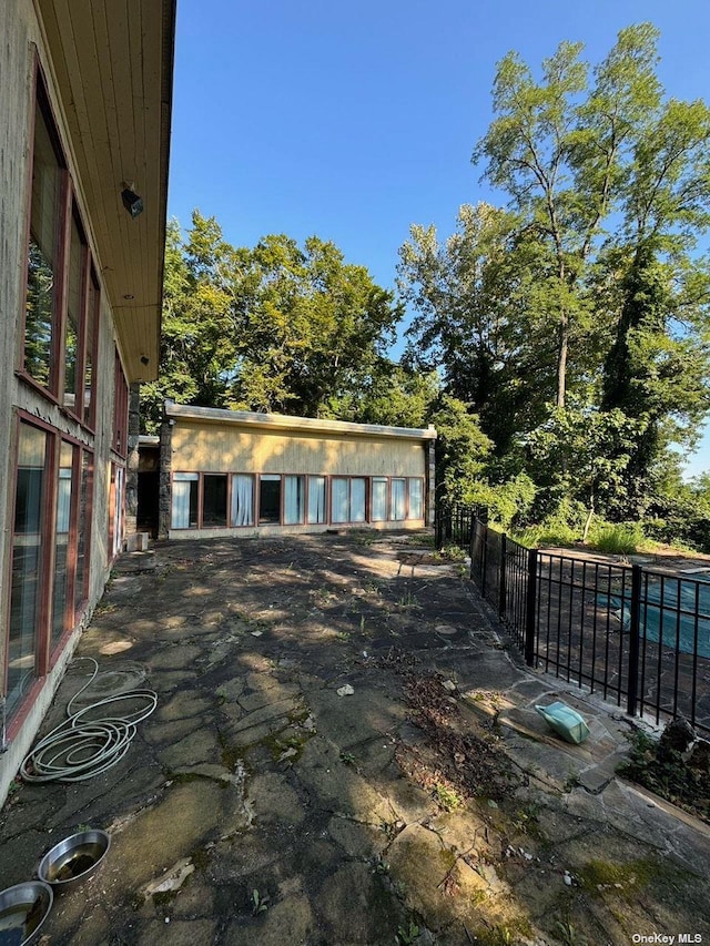 270 Harbor Acres Rd, Port Washington, NY 11050 - photo 1