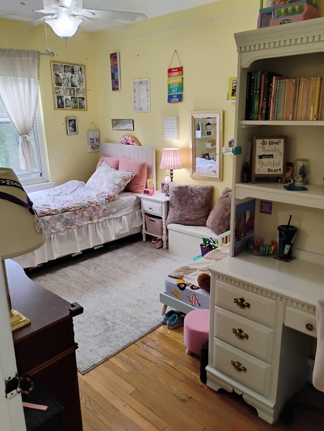 284 Central Ave Unit D-6, Lawrence, NY 11559 - bedroom with wood-type flooring