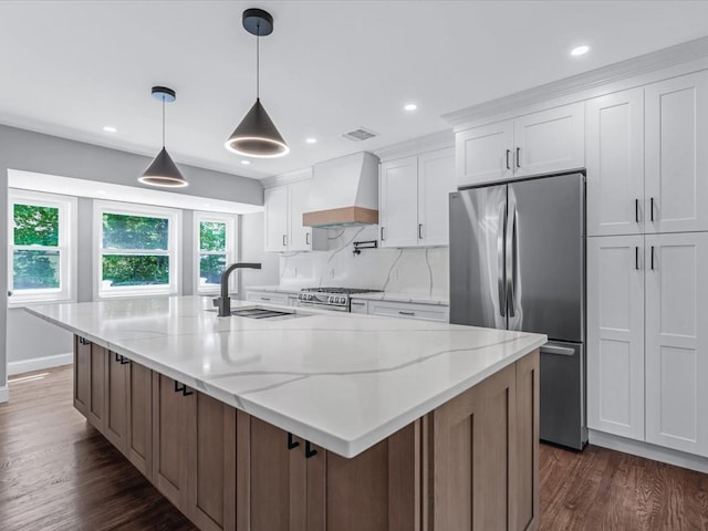 7 Pal Way, Plainview, NY 11803 - kitchen featuring premium range hood, stainless steel appliances, a sink, dark wood-style floors, and white cabinets