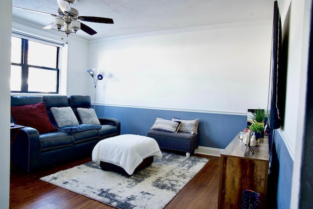 320 Richbell Rd Unit A4, Mamaroneck, NY 10543 - living area with crown molding, wood finished floors, a ceiling fan, and baseboards