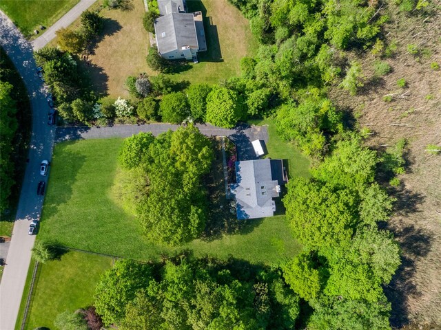 14 Cross Rd, Cortlandt Manor, NY 10567 - drone / aerial view