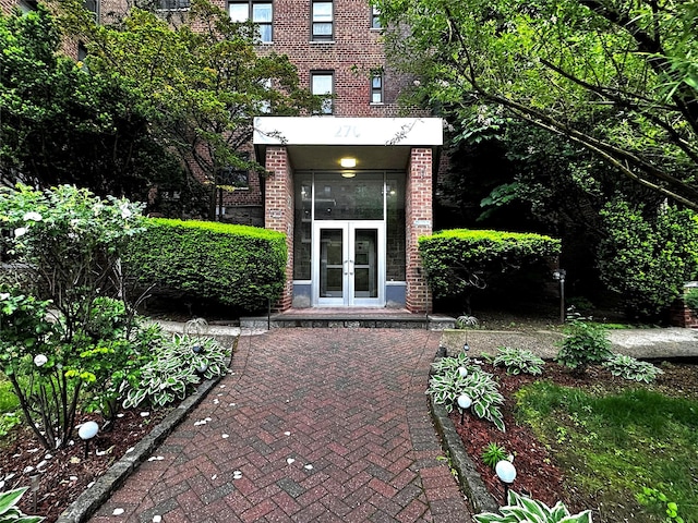 270 N Broadway Unit 2Hi, Yonkers, NY 10701 - property entrance with french doors and brick siding