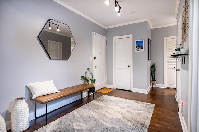 101 Old Mamaroneck Rd Unit 1B1, White Plains, NY 10605 - foyer with wood finished floors, baseboards, and crown molding