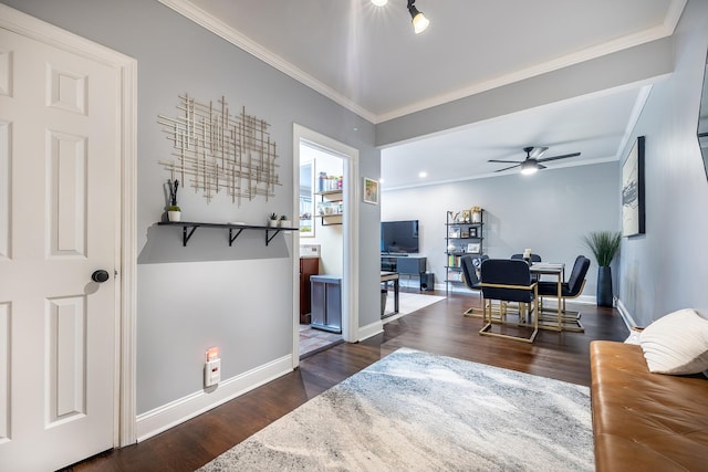 101 Old Mamaroneck Rd Unit 1B1, White Plains, NY 10605 - dining area with wood finished floors, crown molding, a ceiling fan, and baseboards