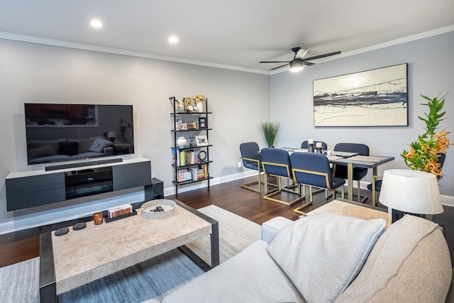 101 Old Mamaroneck Rd Unit 1B1, White Plains, NY 10605 - living room featuring ceiling fan, wood finished floors, baseboards, crown molding, and recessed lighting