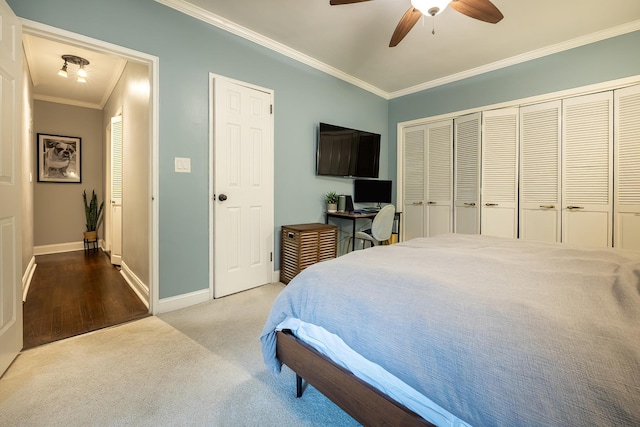 101 Old Mamaroneck Rd Unit 1B1, White Plains, NY 10605 - bedroom featuring ornamental molding, baseboards, carpet flooring, and ceiling fan