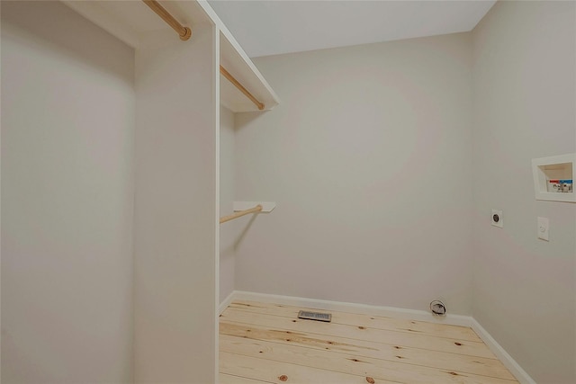 11 The Pkwy, Southampton, NY 11968 - walk in closet featuring wood finished floors