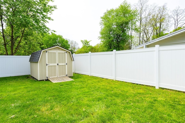 2 Princeton St, Red Hook, NY 12571 - view of yard featuring a shed and an outdoor structure