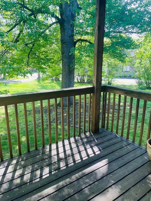 82 Demarest Ave Unit 15, West Nyack, NY 10994 - wooden terrace featuring a yard