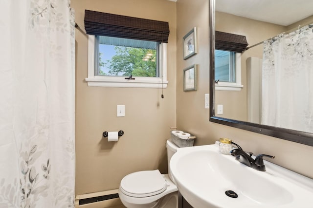 162 Forest Hill Dr, Kingston, NY 12401 - full bath featuring a sink, toilet, and curtained shower