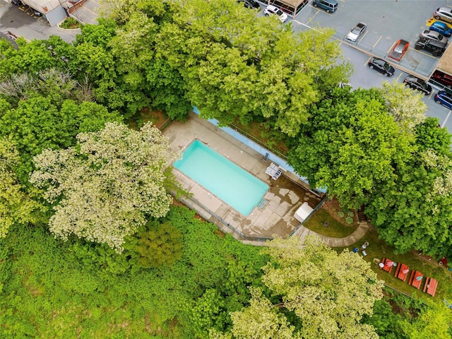 377 N Broadway Unit 402, Yonkers, NY 10701 - bird's eye view of a pool area