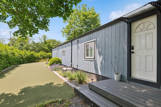 8 N Railroad Ave, Jamesport, NY 11901 - view of home's exterior