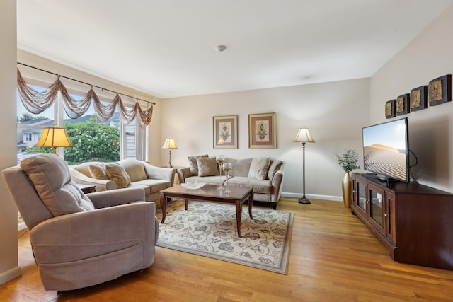 22 Knightsbridge Ct, Nanuet, NY 10954 - living area with light wood finished floors and baseboards