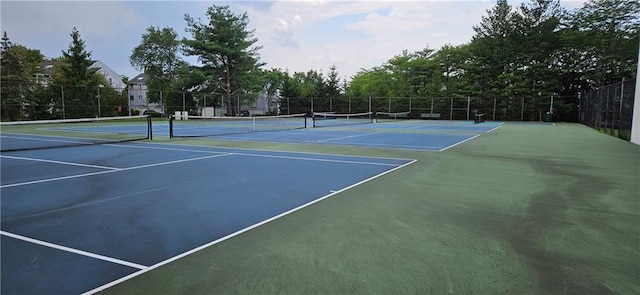 22 Knightsbridge Ct, Nanuet, NY 10954 - view of tennis court