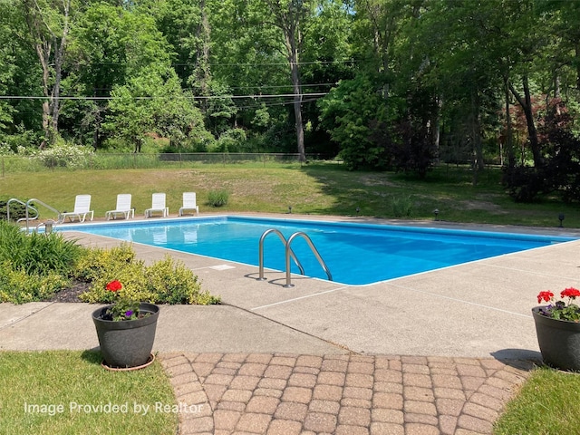 115 Moffat Rd, Washingtonville, NY 10992 - outdoor pool featuring a patio