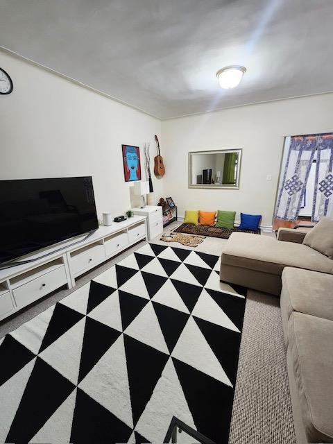 35-27 81st St Unit 2, Jackson Heights, NY 11372 - view of living room