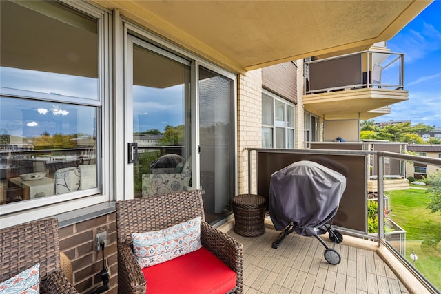 17-85 215th St Unit 4B, Bayside, NY 11360 - balcony with a grill