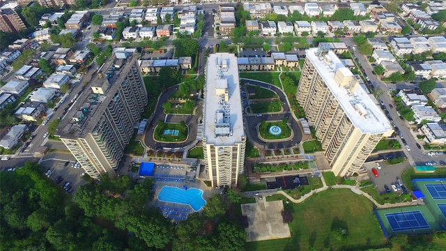 17-85 215th St Unit 4B, Bayside, NY 11360 - aerial view of property's location featuring a pool area