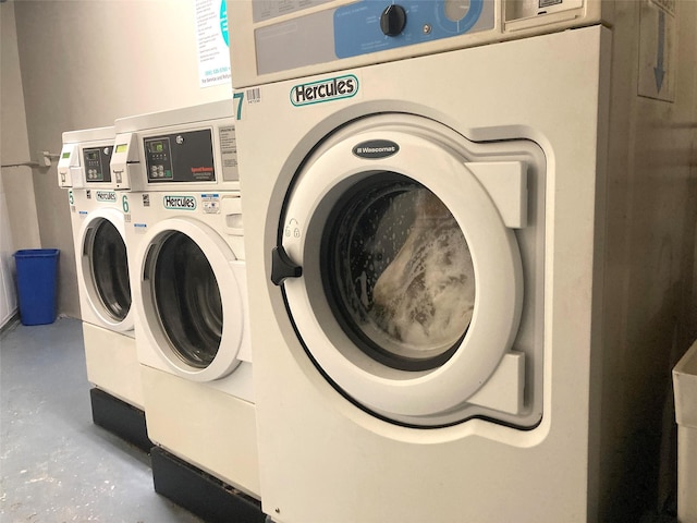 83-55 Lefferts Blvd Unit 1E, Kew Gardens, NY 11415 - shared laundry with washer and clothes dryer