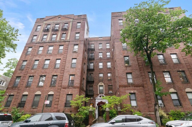 35-06 88th St Unit 5E, Jackson Heights, NY 11372 - view of apartment building / complex