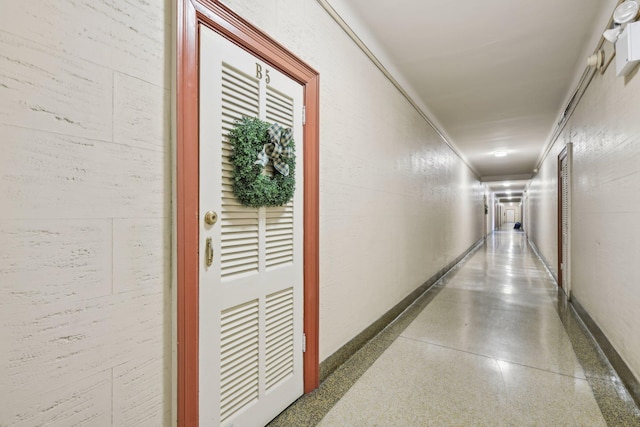 12 Hamilton Unit B5, Garden City, NY 11530 - photo 2