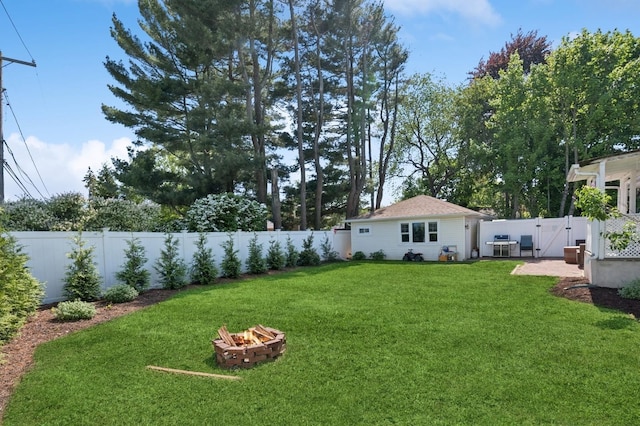 40 Grafton St, Greenlawn, NY 11740 - view of yard with a fire pit and a gate