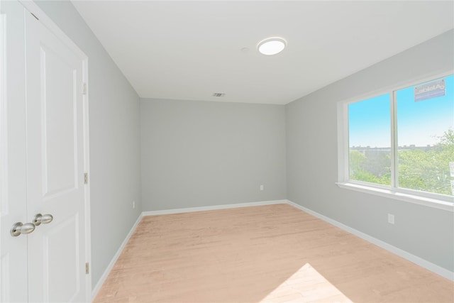 31 Cunard Ave, Staten Island, NY 10304 - unfurnished room featuring light wood finished floors and baseboards
