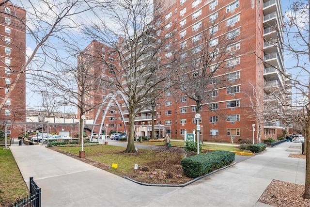 52-30 39th Dr Unit 9B, Woodside, NY 11377 - photo 15