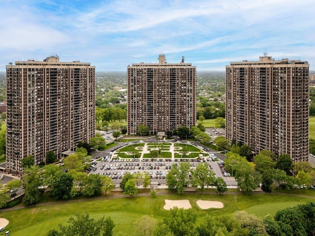 270-10 Grand Central Pkwy Unit 11V, Floral Park, NY 11005 - view of property featuring golf course view