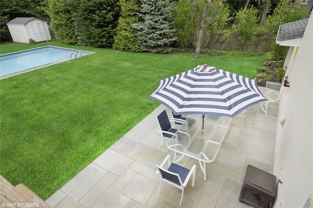 475 Lilac Ln, Cutchogue, NY 11935 - view of yard featuring a shed and a patio area