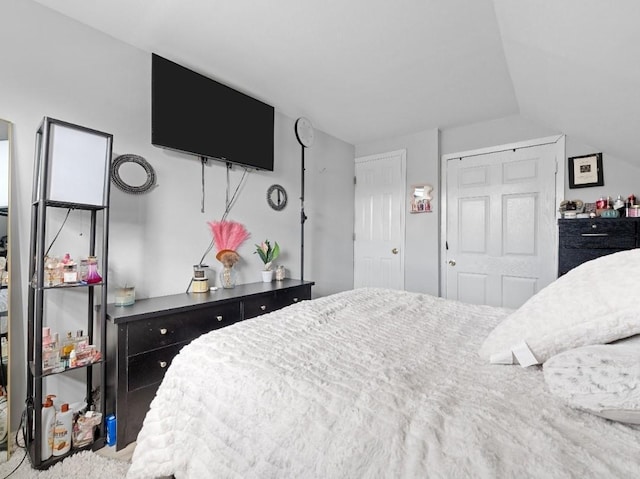 33 Saddle Ln, Levittown, NY 11756 - bedroom with vaulted ceiling