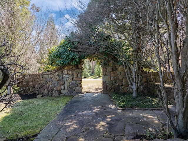118 John St, Greenwich, CT 06831 - view of asphalt driveway