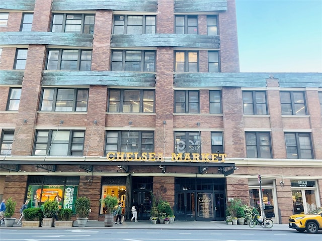 305 W 18th St Unit 1C, New York Manhattan, NY 10011 - view of property