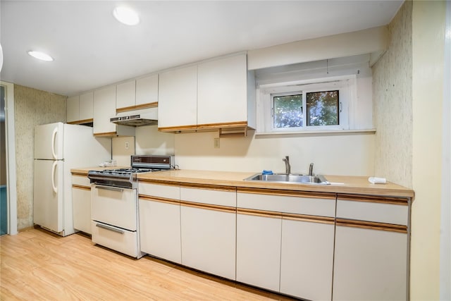 24903 Rushmore Ter, Little Neck, NY 11362 - photo 14