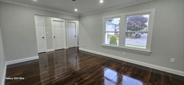 151 Boylston St, Hempstead, NY 11550 - spare room featuring healthy amount of natural light, baseboards, wood finished floors, crown molding, and recessed lighting