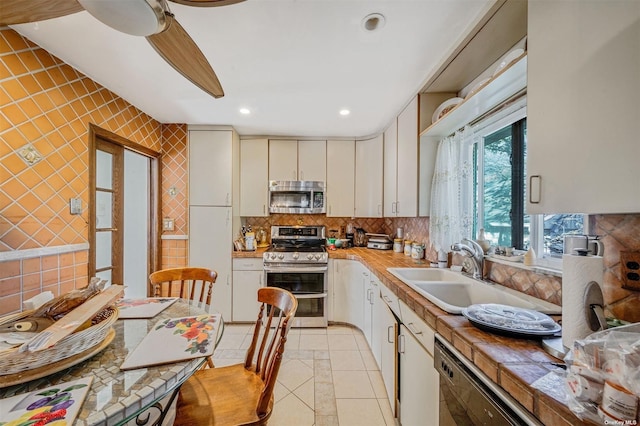 618 Wall St, West Hempstead, NY 11552 - photo 12