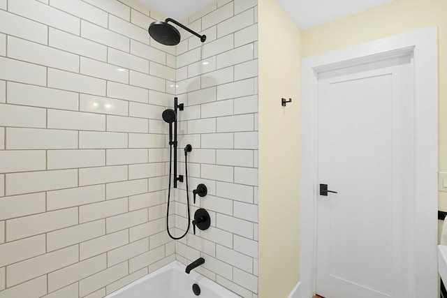 92 Glenwood Ave, New Rochelle, NY 10801 - bathroom with bathtub / shower combination