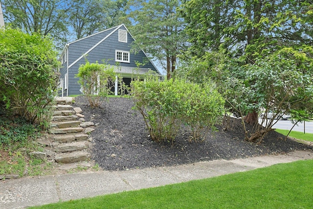 92 Glenwood Ave, New Rochelle, NY 10801 - view of home's exterior