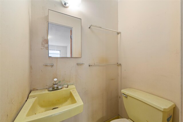 71-34 Kissena Blvd, Flushing, NY 11367 - bathroom with a sink and toilet