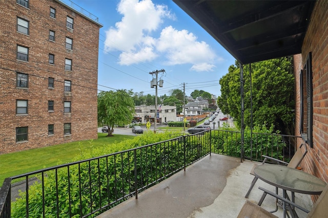 135 Highland Ave S Unit D1, Ossining, NY 10562 - view of balcony
