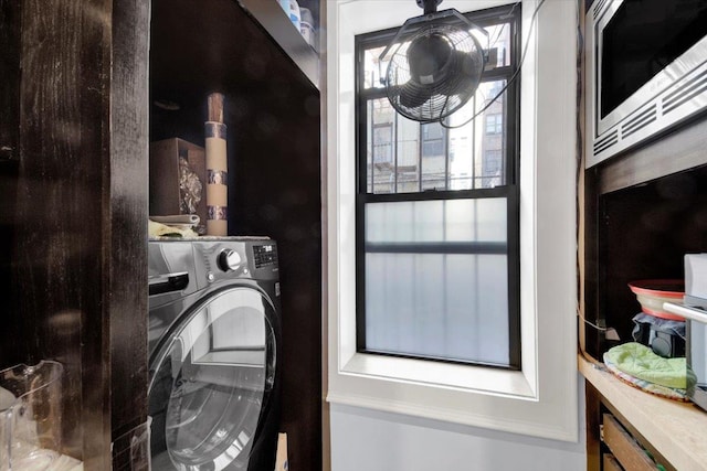 1185 Anderson Ave Unit 1F, Bronx, NY 10452 - laundry area featuring washer / clothes dryer