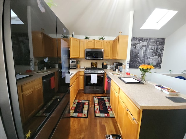 101 Longstreet Ave, Bronx, NY 10465 - photo 26