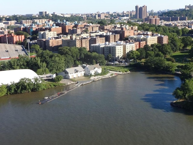 2500 Johnson Ave Unit 3B, Bronx, NY 10463 - view of urban area featuring a large body of water