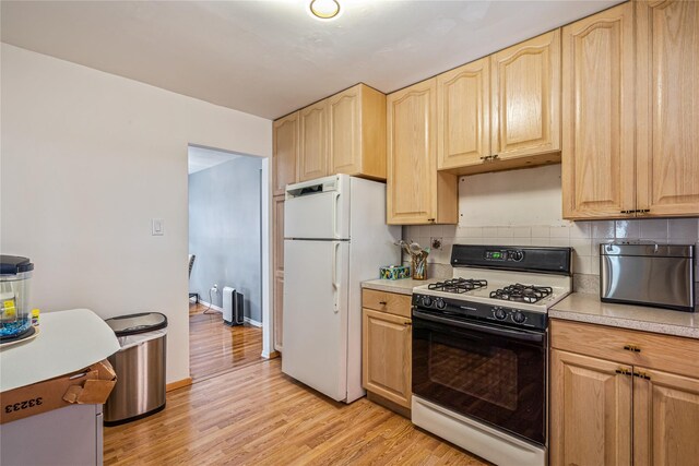 146-45 25th Dr, Flushing, NY 11354 - photo 5