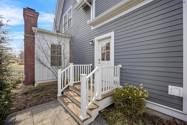 6 Livingston St, Red Hook, NY 12571 - view of property entrance