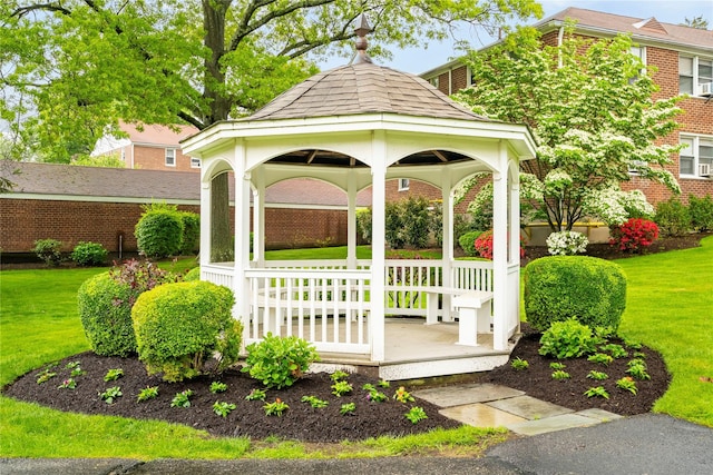 5 Bryant Cres Unit 1B, White Plains, NY 10605 - view of home's community with a gazebo and a lawn