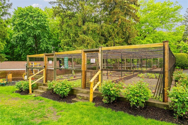 5 Bryant Cres Unit 1B, White Plains, NY 10605 - view of green lawn with exterior structure
